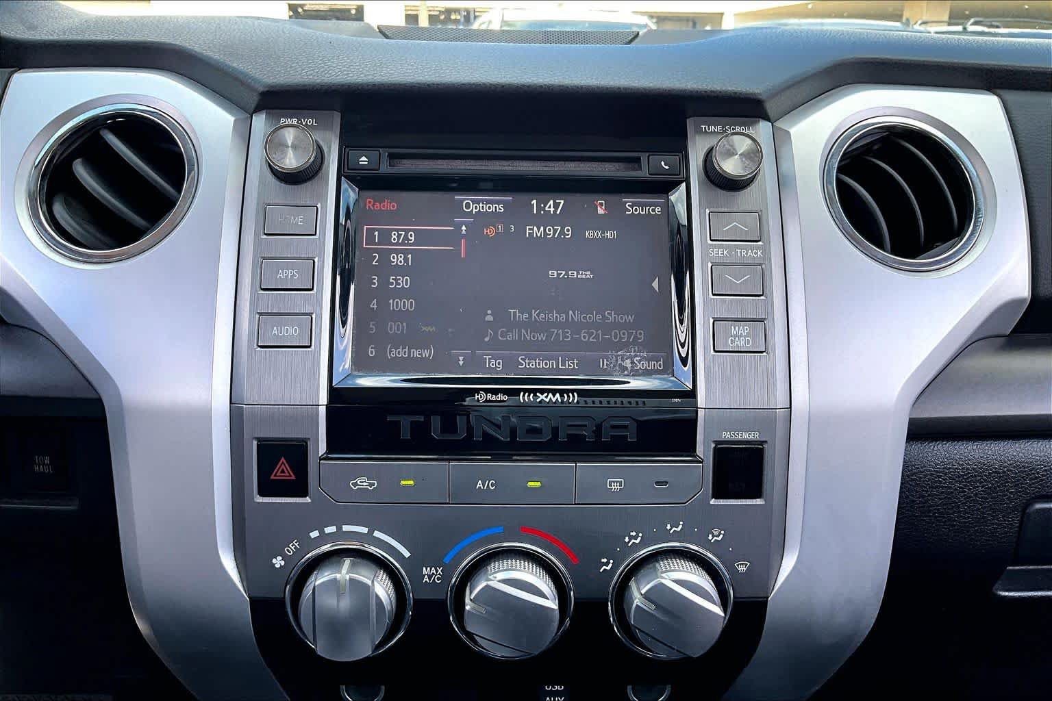 Used 2014 Toyota Tundra SR5 w/ SR5 Upgrade Package RWD image 34