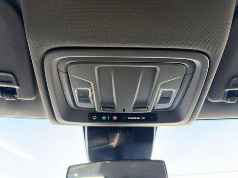 Used 2024 GMC Sierra 1500 SLE w/ X31 Off-Road Package image 27