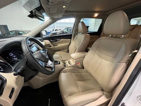 Used 2019 Nissan Rogue SL w/ Premium Package AWD/4WD image 21