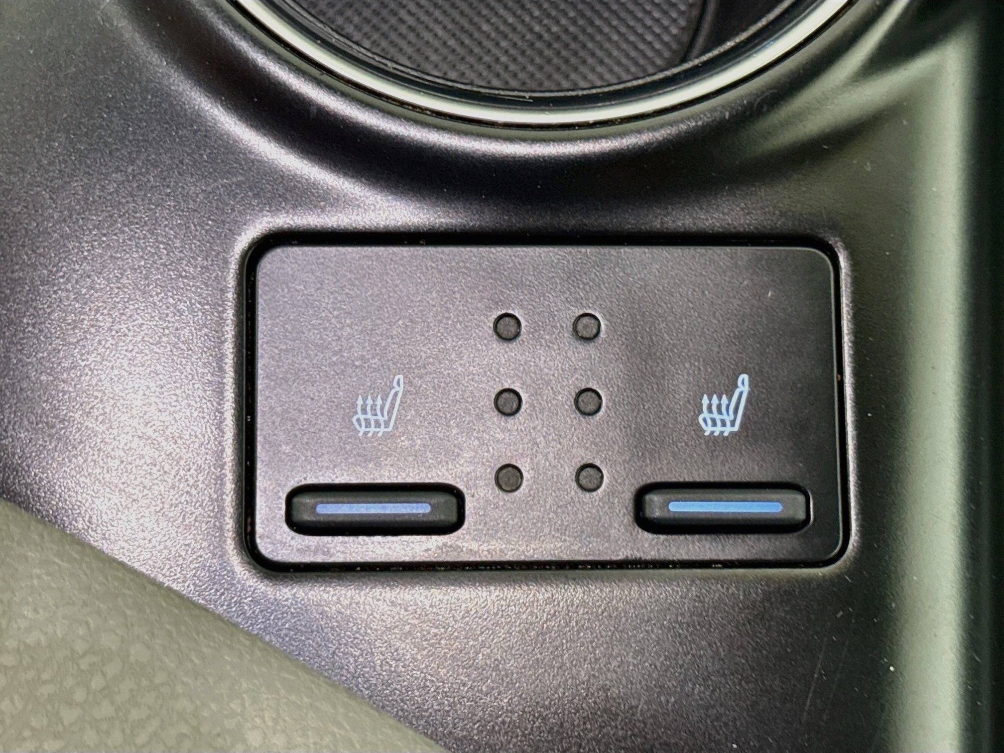 Certified 2020 Toyota Camry XLE w/ Navigation Package FWD image 22