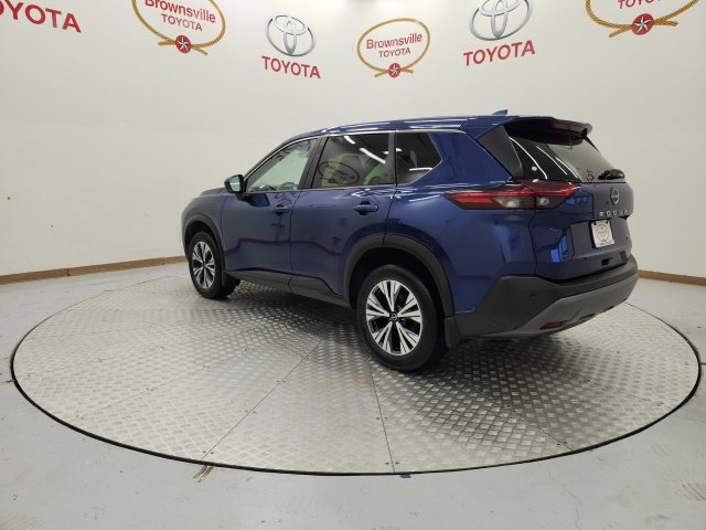 Used 2023 Nissan Rogue SV FWD image 6