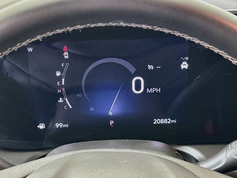 Used 2025 Buick Encore GX Preferred FWD image 19