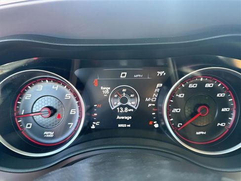 Used 2022 Dodge Charger SXT image 4