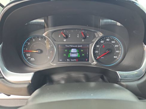 Used 2023 Chevrolet Traverse LT FWD image 20