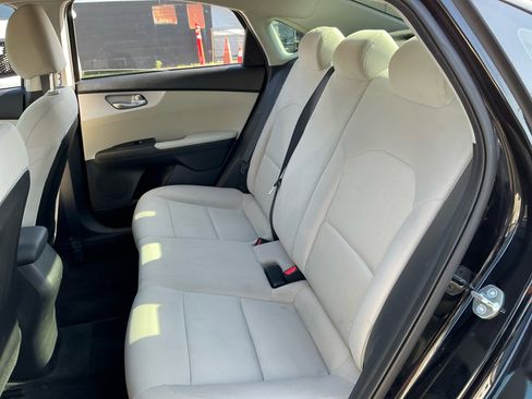 Used 2023 Kia Forte LXS FWD image 19