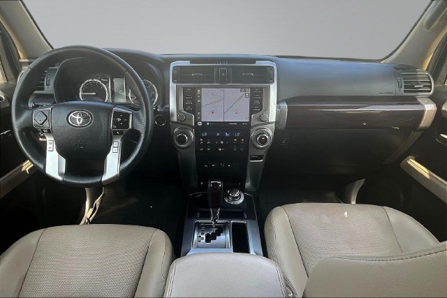Used 2022 Toyota 4Runner Limited AWD/4WD image 7