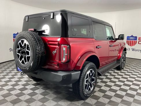 New 2026 Ford Bronco Outer Banks AWD/4WD image 3