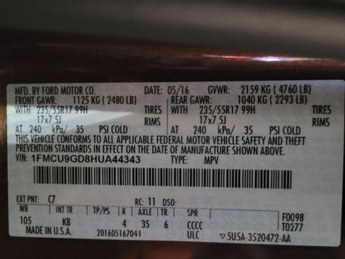 Used 2017 Ford Escape SE w/ SE Cold Weather Package image 33