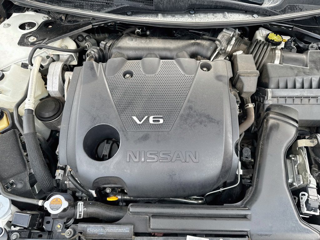 Used 2019 Nissan Maxima Platinum w/ Sport Mat Group FWD image 31