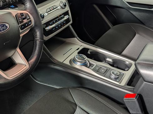 Certified 2023 Ford Explorer XLT AWD/4WD image 24