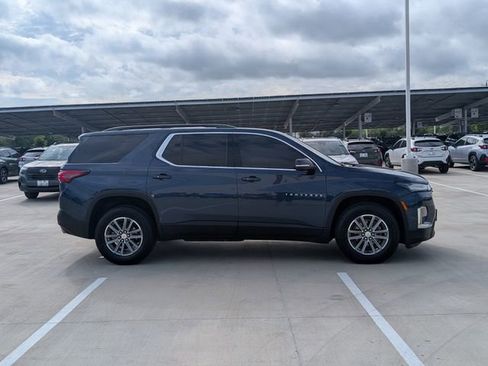 Used 2023 Chevrolet Traverse LT FWD image 6