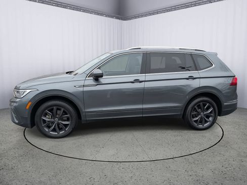 Used 2023 Volkswagen Tiguan SE image 5