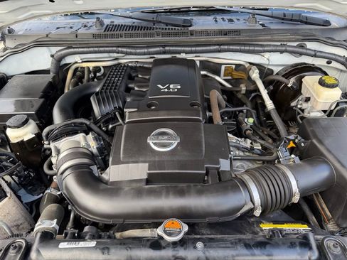 Used 2016 Nissan Frontier SV w/ SV Value Truck Package image 38