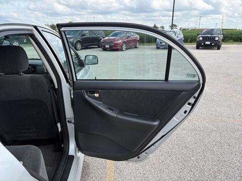 Used 2005 Toyota Corolla S w/ Enhanced Pwr Pkg FWD image 29