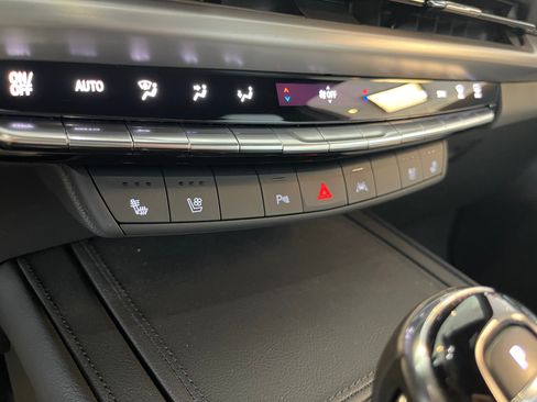 Certified 2024 Cadillac XT4 Sport AWD/4WD image 14