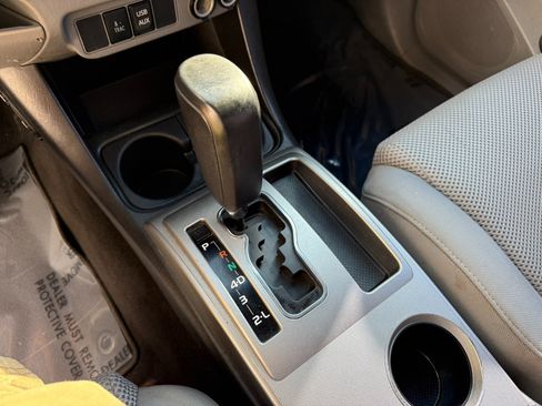 Used 2013 Toyota Tacoma 4x4 Access Cab V6 image 40