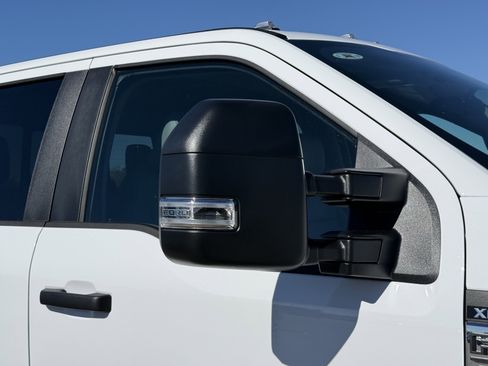 New 2026 Ford F350 XL w/ XL Chrome Package image 10