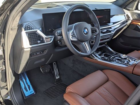 New 2026 BMW X7 M60i image 8
