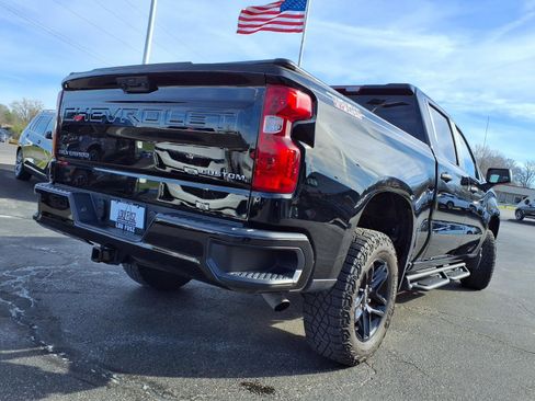 Used 2025 Chevrolet Silverado 1500 Custom Trail Boss AWD/4WD image 39