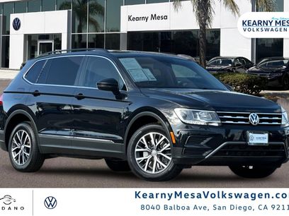 Used 2020 Volkswagen Tiguan SE w/ Panoramic Sunroof Package