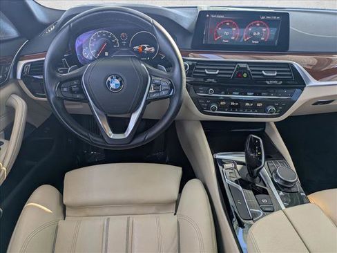 Used 2019 BMW 530i xDrive w/ Executive Package image 19