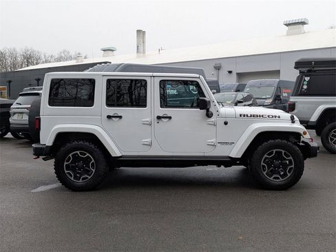 Certified 2016 Jeep Wrangler Unlimited Rubicon image 2