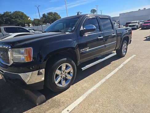 Used 2012 GMC Sierra 1500 SLT w/ All-Terrain Package image 2