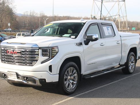 Used 2023 GMC Sierra 1500 Denali w/ Technology Package image 3