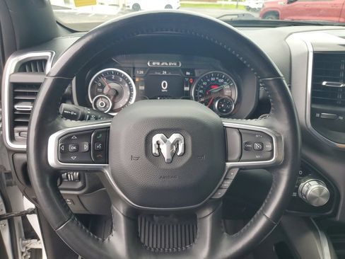 Used 2022 RAM 1500 Laramie AWD/4WD image 10