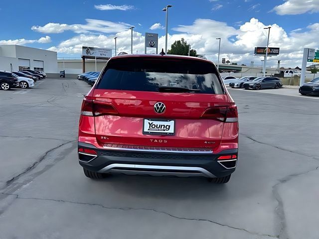 Used 2024 Volkswagen Taos SEL AWD/4WD image 4