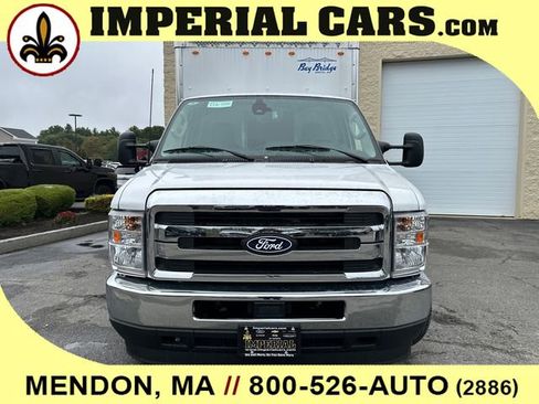 New 2026 Ford E-350 and Econoline 350 Super Duty w/ Power Equipment Group RWD image 3
