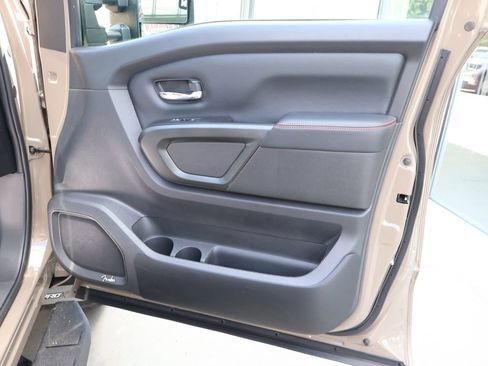 Used 2024 Nissan Titan PRO-4X w/ Pro-4x Convenience Package AWD/4WD image 38