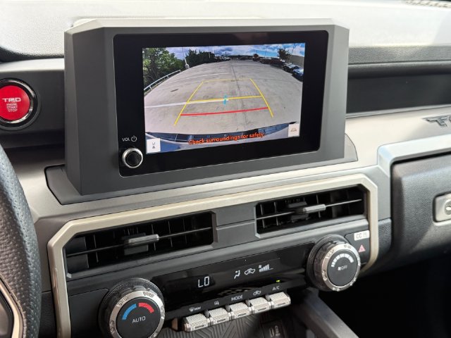 Used 2024 Toyota Tacoma TRD Off-Road AWD/4WD image 20