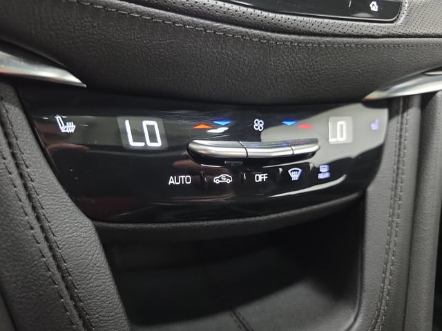 Certified 2024 Cadillac XT5 Premium Luxury AWD/4WD image 19