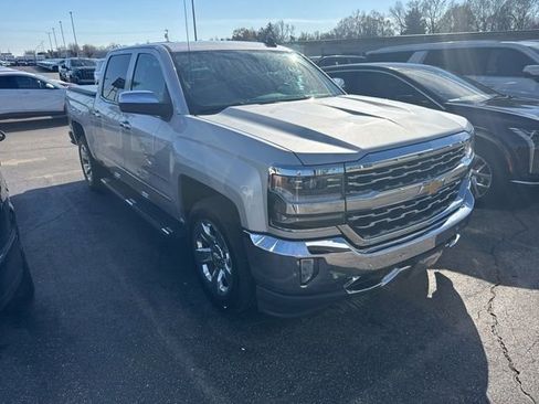 Used 2018 Chevrolet Silverado 1500 LTZ w/ Sport Package image 6