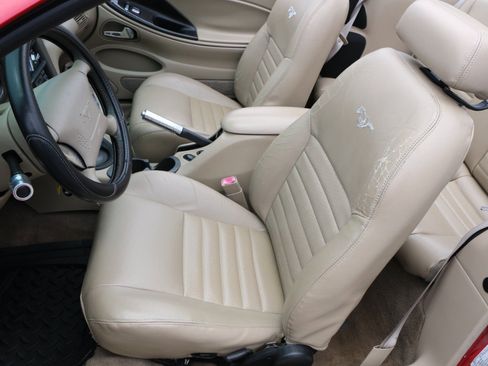 Used 2000 Ford Mustang GT RWD image 21