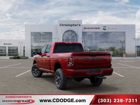 New 2026 RAM 2500 Big Horn AWD/4WD image 3