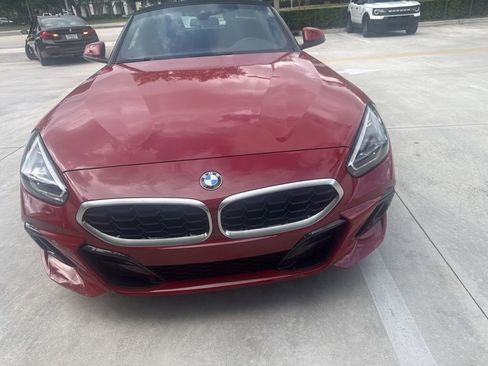 Certified 2025 BMW Z4 sDrive30i image 2