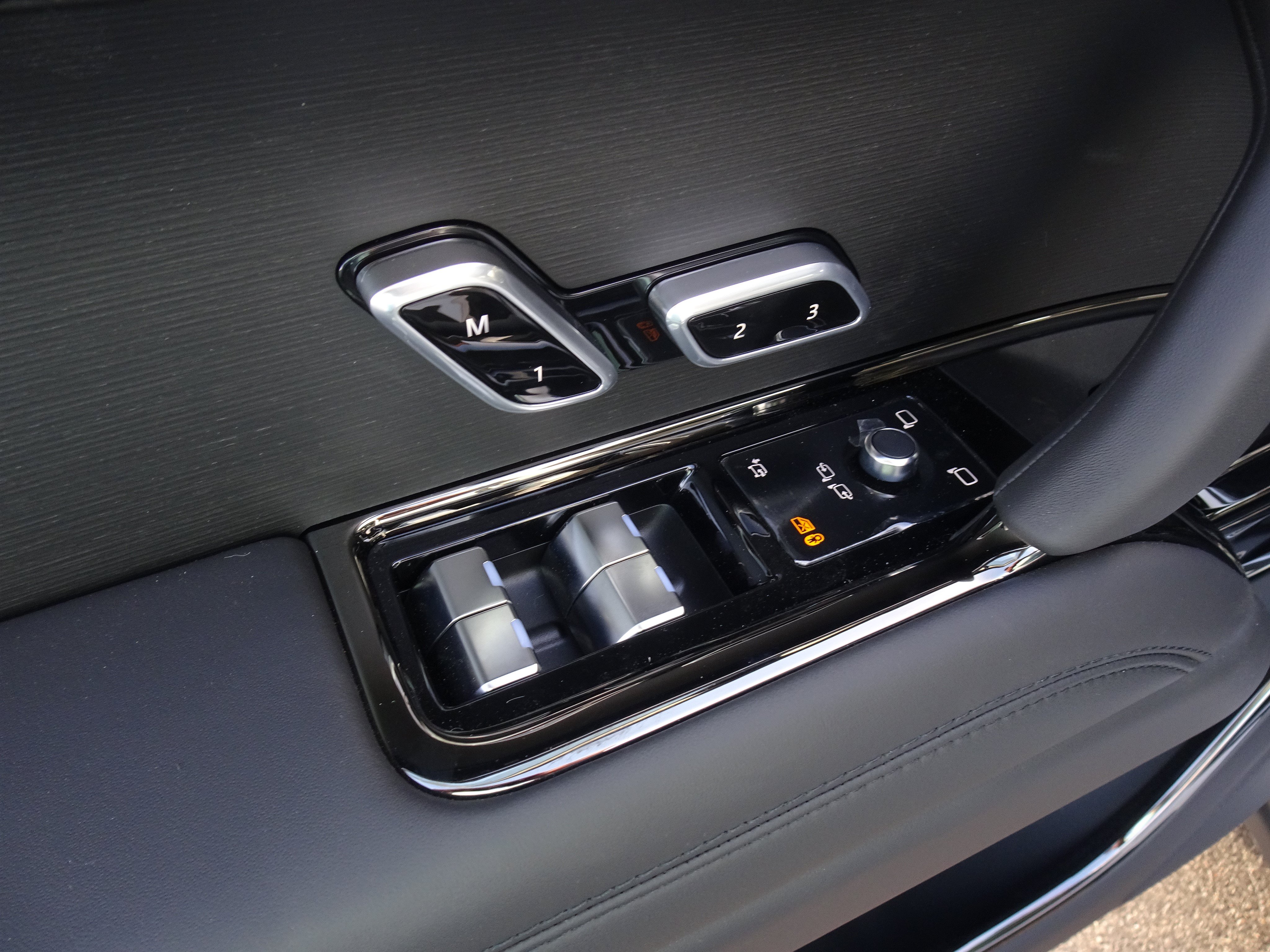 New 2027 Land Rover Range Rover Sport Dynamic SE AWD/4WD image 18