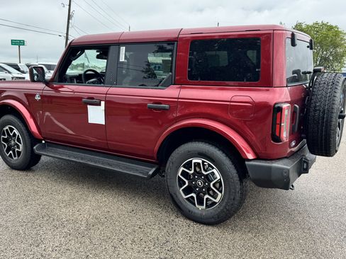 New 2026 Ford Bronco Outer Banks AWD/4WD image 5