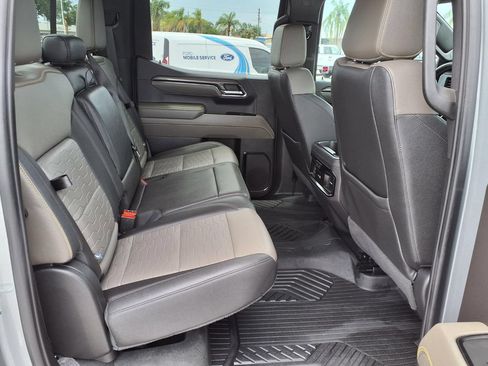 Used 2024 Chevrolet Silverado 1500 ZR2 w/ ZR2 Bison Edition AWD/4WD image 18