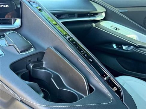 Certified 2023 Chevrolet Corvette Stingray w/ Chrome Exterior Badge Package image 22