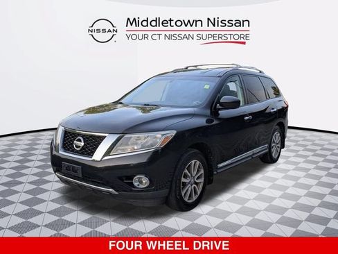 Used 2015 Nissan Pathfinder SL w/ SL Tech Package FWD image 8
