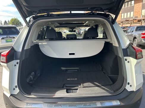 Used 2023 Nissan Rogue SL w/ SL Premium Package AWD/4WD image 22