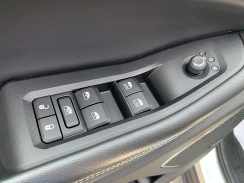 Used 2022 Jeep Grand Cherokee L Limited image 24