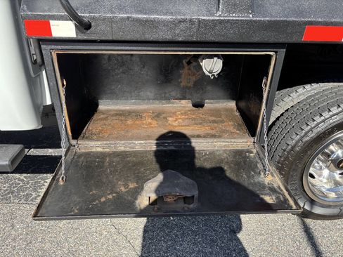 Used 2009 Chevrolet Silverado 3500 W/T w/ Snow Plow Prep Package image 23