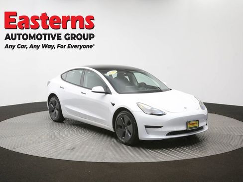 Used 2023 Tesla Model 3 Standard Range RWD image 46