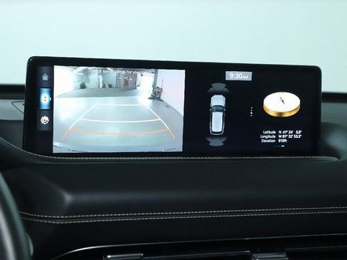 Used 2024 Genesis GV80 3.5T image 32