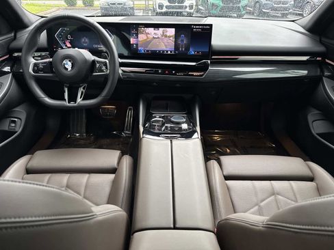 Certified 2025 BMW 530i xDrive w/ M Sport Package image 14