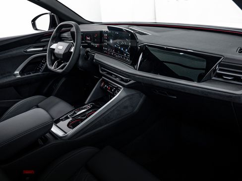 New 2025 Audi SQ5 Premium Plus image 12